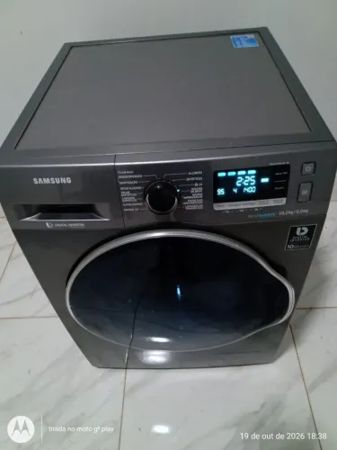 Lava e seca Samsung 10 kg funcionando.