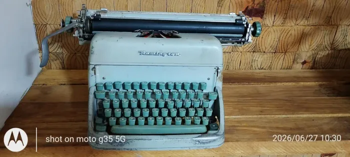 Máquina de escrever remington