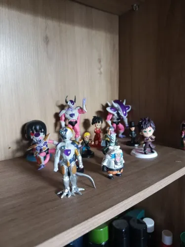 Coleção Figuras De Ação Anime Lote Misto 14 Peças - Barato
