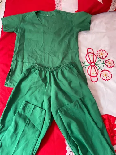 Roupa privativa / já usada