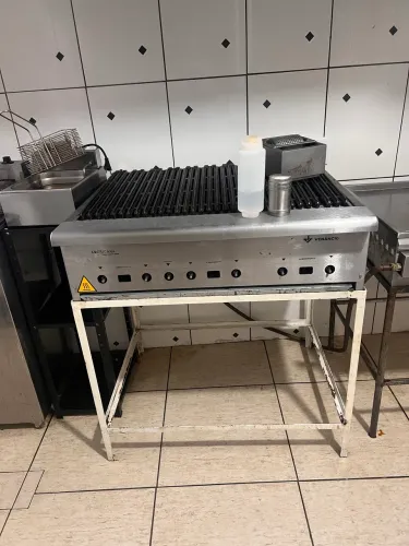 Chapa Venâncio Charbroiler