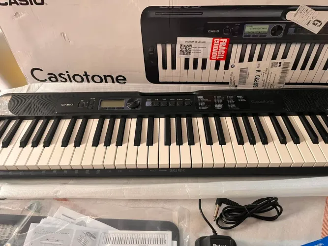 Teclado Cassio CT-S300