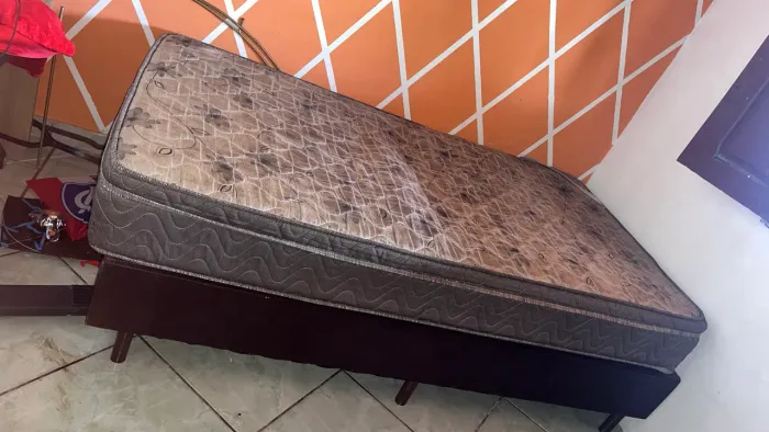 Cama solteiro