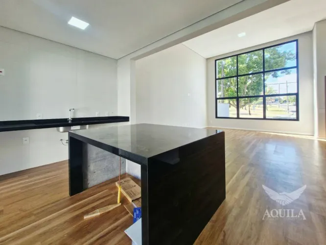 CASA TÉRREA COM 3 SUÍTES E ESCRITÓRIO NO CONDOMÍNIO GRANJA OLGA - AV SÃO PAULO - SOROCABA