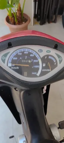 Moto da marca Souza,fábrica de manaus .tem documentação em dia ,IPVA pago