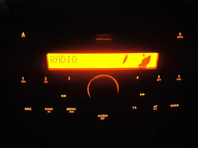 Rádio CD/FM/MP3 Original Fiat