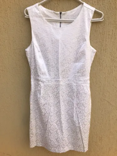 Vestido Tubinho Clássico Branco Da Marca A Collection