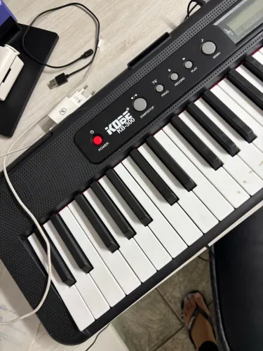 Teclado Kobe 300