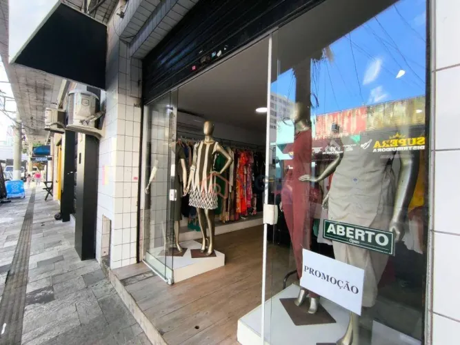 Ponto Comercial em Rua Movimentada  Loja Bella Radical com Estoque + Móveis - Luvas 60 Mil