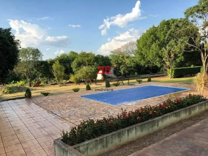 Chácara para venda com 5796 m² e 3 quartos em Chácaras City, Agudos - SP