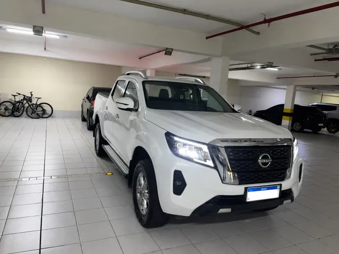 Nissan Frontier XE CD 4X4 2.3 Bi-TB Diesel Aut. 2025