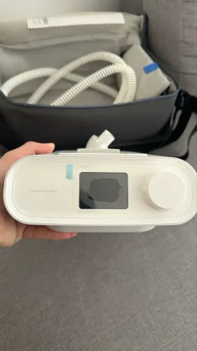 CPAP Philips- DreamStation c/ umidificador.