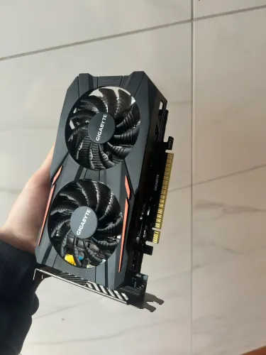 GTX 1050. 2G GIGABYTE