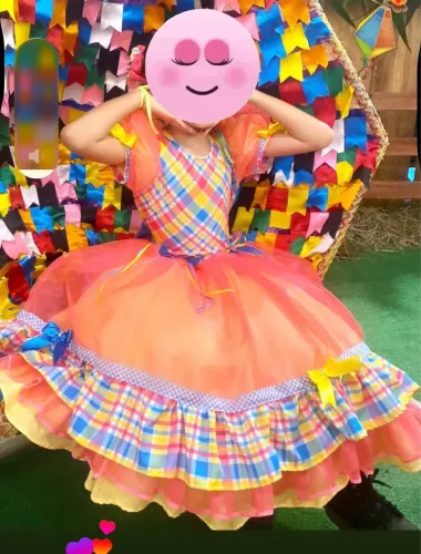Vende- se vestido de São João- Moça Prendada- - super conservado 