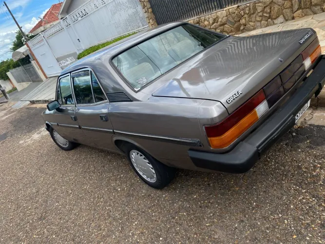 Chevrolet Opala Comodoro/comod. SLE 4.1/2.5 1990