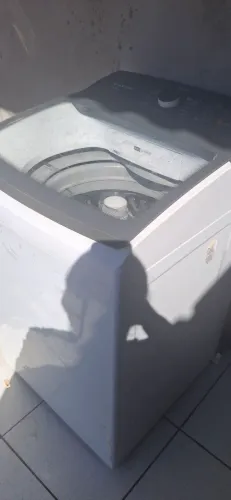 Vendo máquina de lavar semi nova
