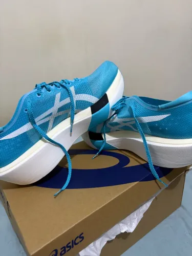 Asics Meta Speed Tokyo