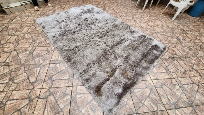Vendo tapete de pêlo alto de qualidade alto padrão