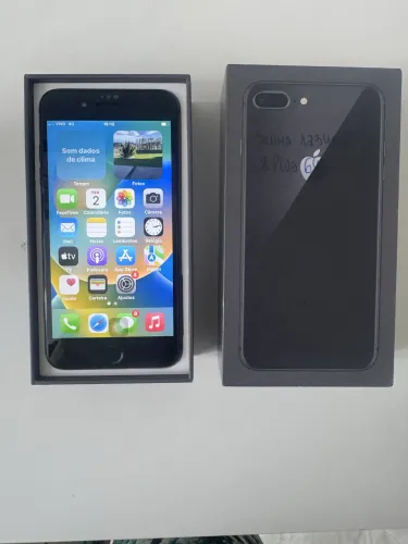 iPhone 8 Plus