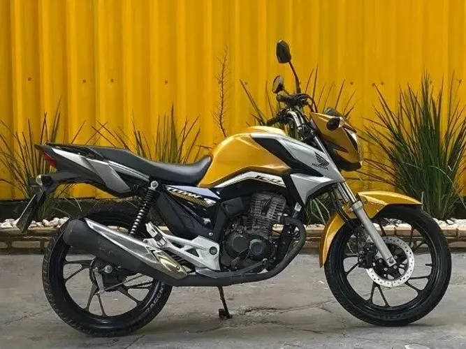 2022 Honda cg titan 160 (boleto-financio)