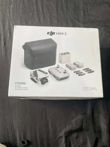Drone dji mini 3 - fly more combo