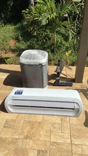 Ar condicionado eletrolux split 18.000 BTUS Color adapt