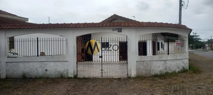 Casa com 3 quartos, Solemar, Praia Grande - R$ 680 mil, Cod: 1000