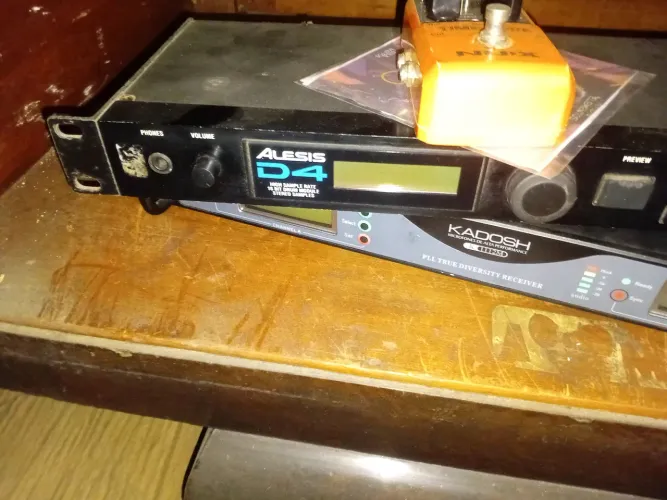 Alesis d4 