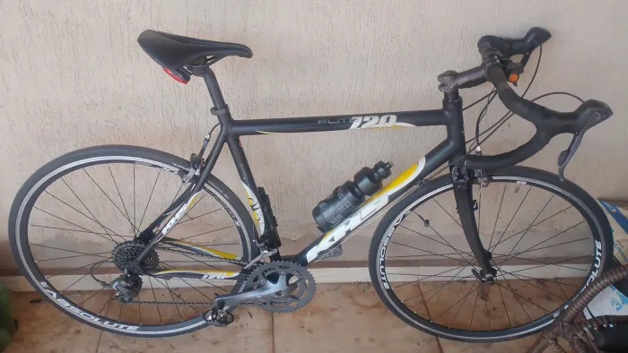 Bike speed KHS flite720 carbon aloy