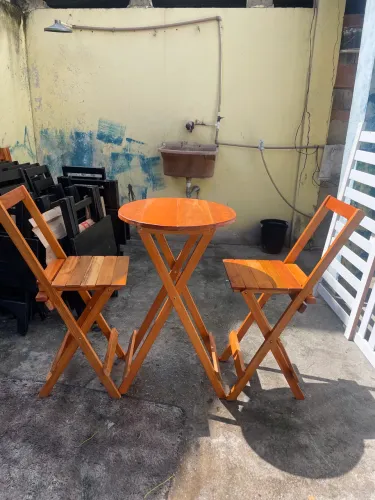 Mesa e cadeiras bistrô 