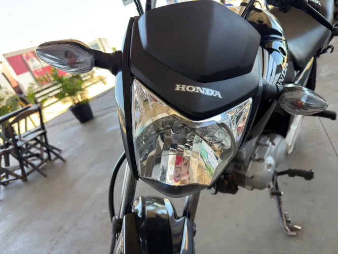 Vende se estar CG fan 150 freio a disco