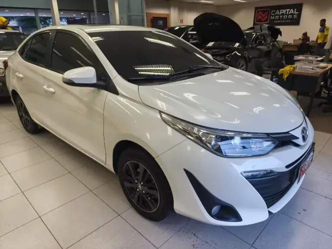 Toyota Yaris XLS Connect Sed. 1.5 Flex 16V Aut. 2021