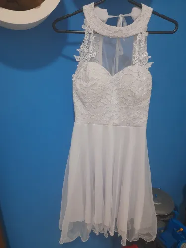 Vestido branco para noivado/ casamento civil