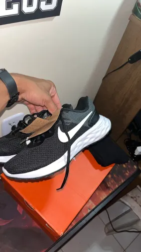 Tênis Nike Revolution 6 Feminino