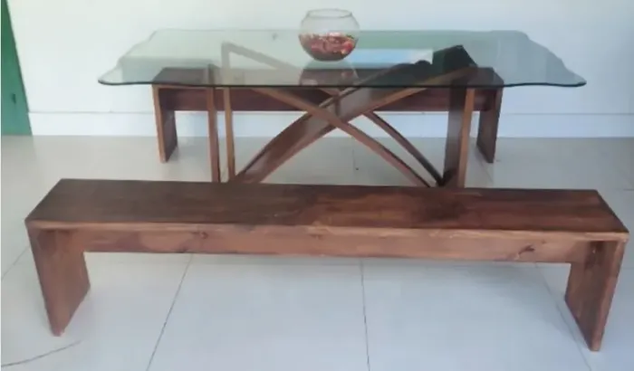 Mesa com banco