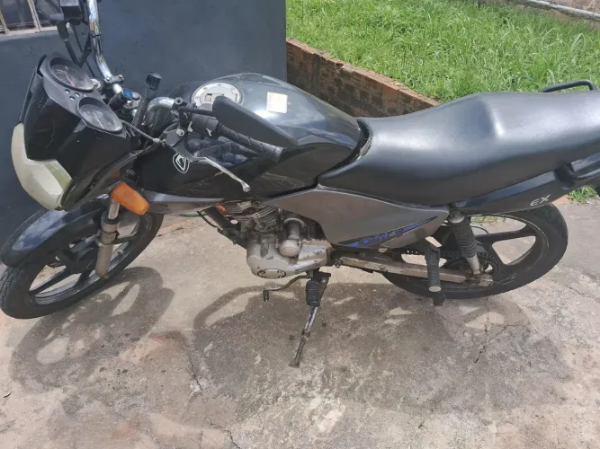 VENDO MOTO