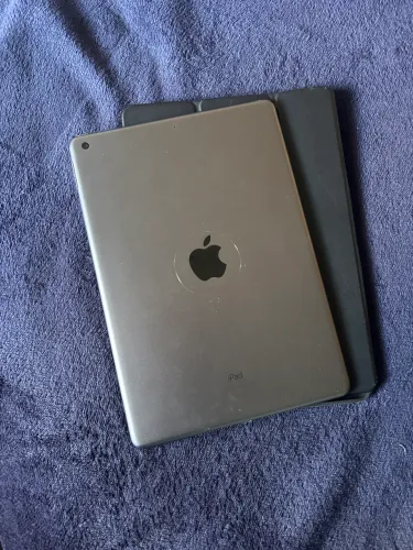 iPad 7 geração 32GB Preto