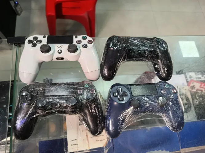 Controles originais do PlayStation 4 revisado com garantia confira em nossa loja 