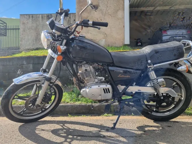 Vendo intruder 2007. Valor já com transferência