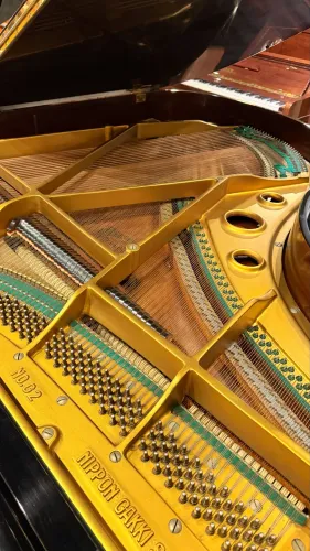 Piano yamaha g2