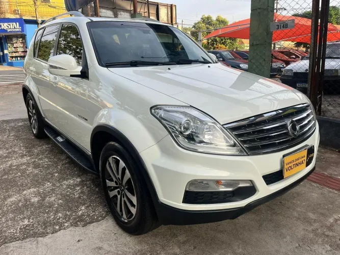 Ssangyong Rexton W 2.7 20V XDI Diesel Aut. 2015