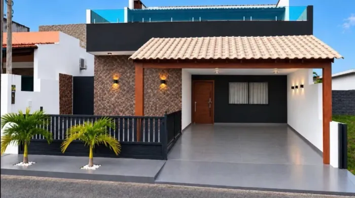 CASA COM 03 QUARTOS EM COND. FECHADO. PARIPUEIRA -AL