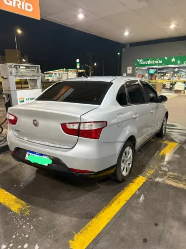 Fiat Grand Siena Attrac. 1.4 EVO F.flex 8V 2016