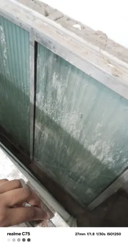 Janela de vidro com inox
