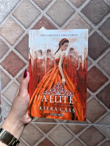 Livro A Elite - Kiera Kess