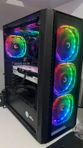 PC Gamer Ryzen 7 + RX 7600 Triple Fan Branca + 1TB SSD + Brindes
