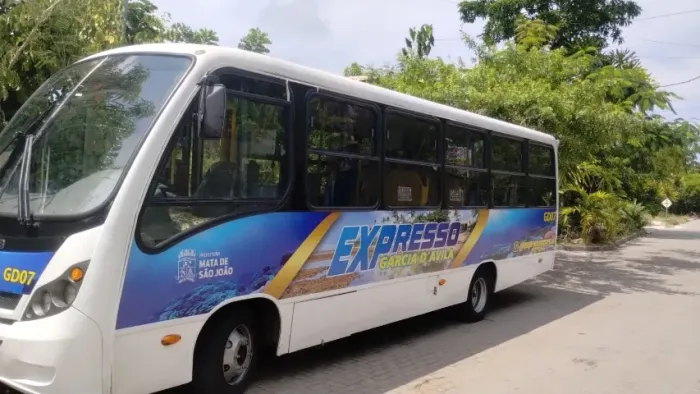 Micro onibus neubus 2012 em dias VW cummes 9150