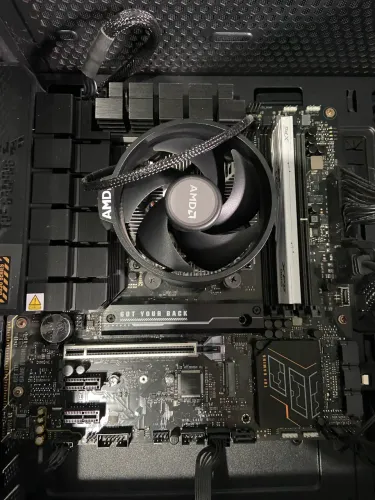 Computador Ryzen 5 8600G