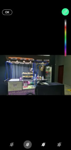 Carrinho para evento contem toldo e caixa termica. Semi novo