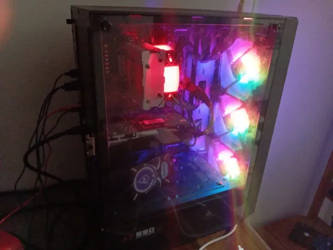 PC gamer completo Ryzen 5 5600 16GB RX 580 8GB SSD sata 480GB + HD 1T + Monitor